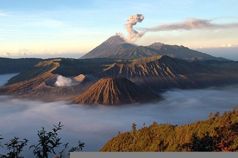 Gunung Semeru Dan Segudang Misteri Wisata