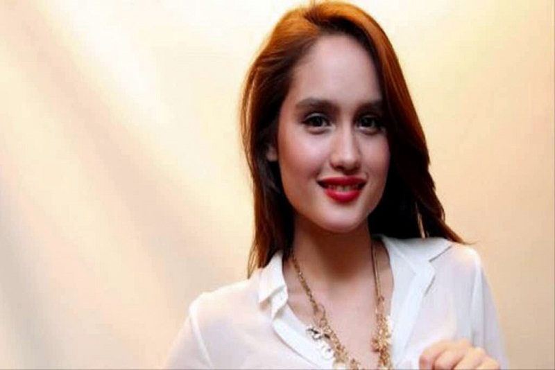 Cinta Laura Mainkan Peran yang tak Terduga di Film Terbarunya