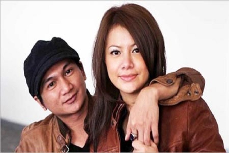 Rela Meninggalkan Anak Karena Ingin Menghabiskan Waktu Bersama Sang Istri Tercinta Di Jepang!