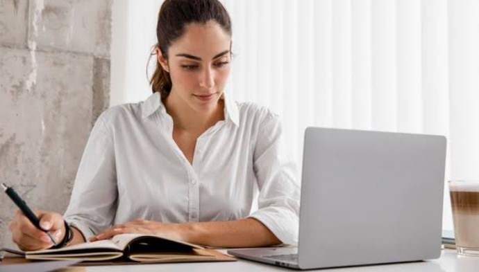 Meningkatkan Kemampuan Melalui Tryout Online Bahasa Indonesia Puisi