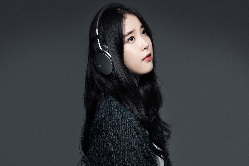 Tidak Hanya Sukses DIbidang Akting dan Nyanyi, IU Juga Menggeser Popularitas Twice