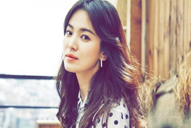 Wah, Ternyata Song Hye Kyo Pernah dapat Surat Ancaman Mengerikan. Apa Isinya?