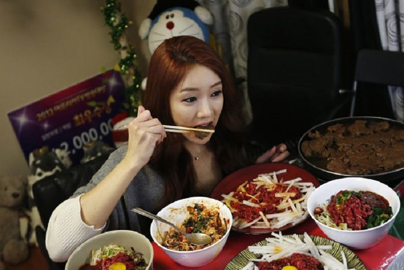 Cara Sembuh dari Penyakit Emotional Eating