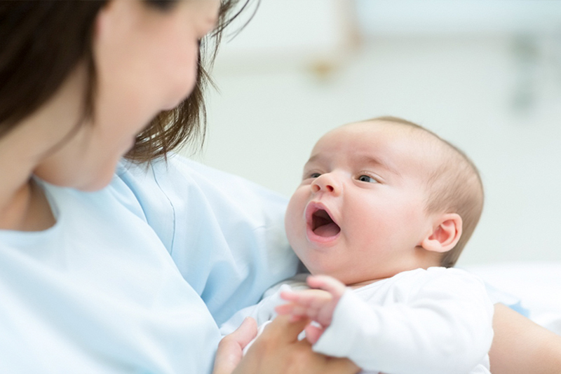Yuk Kenali Perkembangan Penglihatan pada Bayi