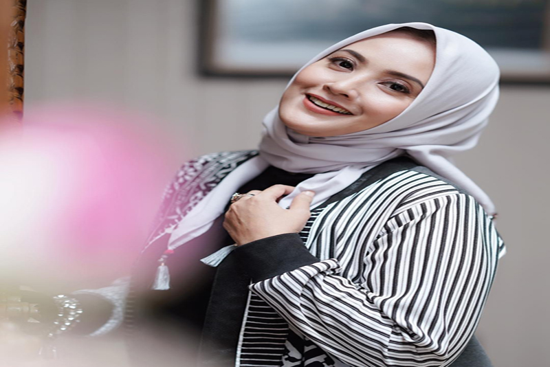 Awet Muda karena Totok Wajah dan Pijat Otot