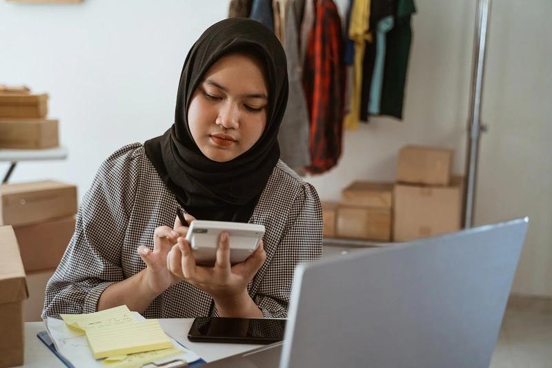 Bisnis Ibu Rumah Tangga Berbasis Online Shop yang Tumbuh Pesat di 2025