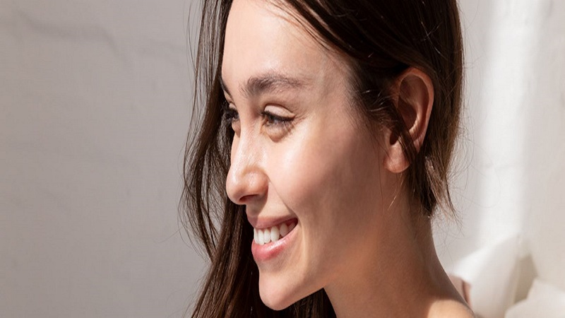 Penyebab dan Cara Merawat Kulit Wajah Kusam yang Mudah Serta Simple