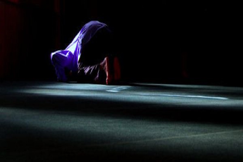 Rahasia dan Keutamaan Shalat Tahajud di Waktu Malam