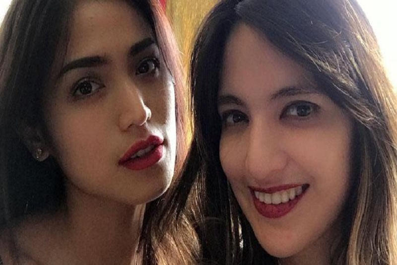 Jessica Iskandar Kirimi Nia Ramadhani Parcel, Apa ya Isinya?