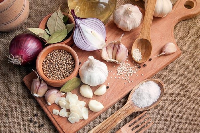 Bahan Alami yang Redakan Sakit Gigi dengan Cepat dan Praktis