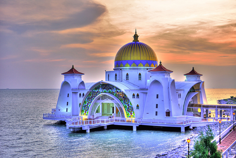 Masjid Selat Malaka, Masjid Terkonsep yang Indah dan Unik