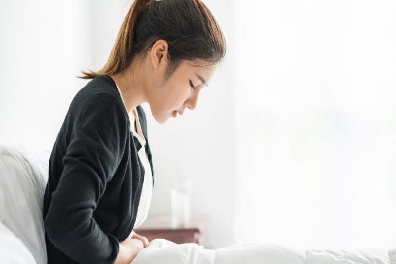 Cara Mengatasi Asam Lambung yang Naik dan Tidak Perlu ke Dokter