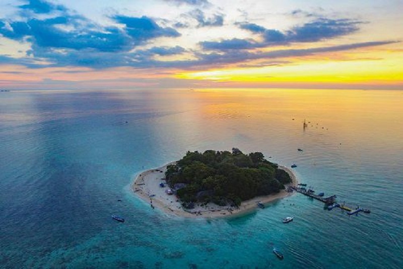 Pulau Samalona Destinasi Wisata Dengan Keindahan Bawah Laut dan Eksotik