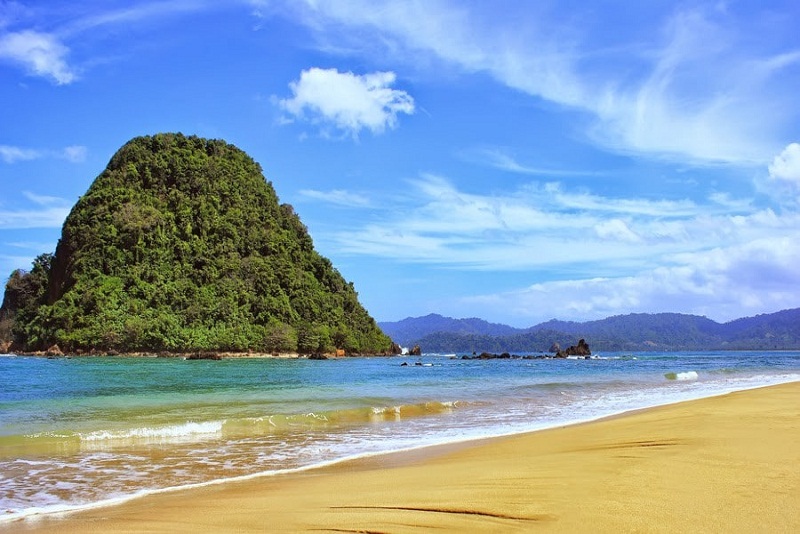 Deretan Pantai Unik Nan Indah di Banyuwangi