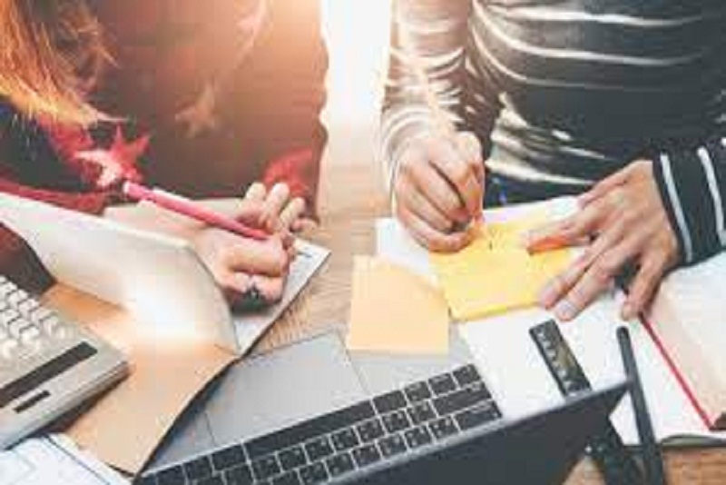 Keunggulan Bimbel Online Sebagai Persiapan SIMAK UI Dan PTN