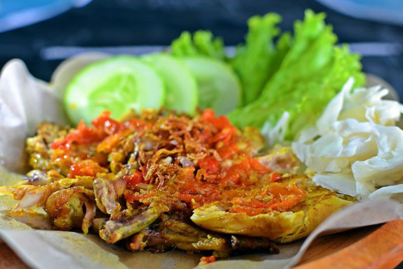 Ayam Geprek, Kuliner Khas Yogya yang Nge-hits Di Kalangan Anak Kampus