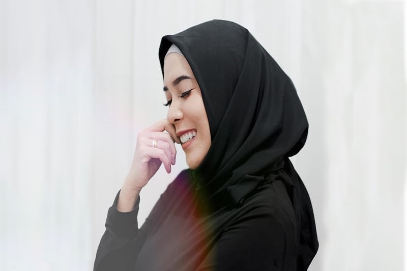 Presenter Fitri Tropica Mantap Berhijab