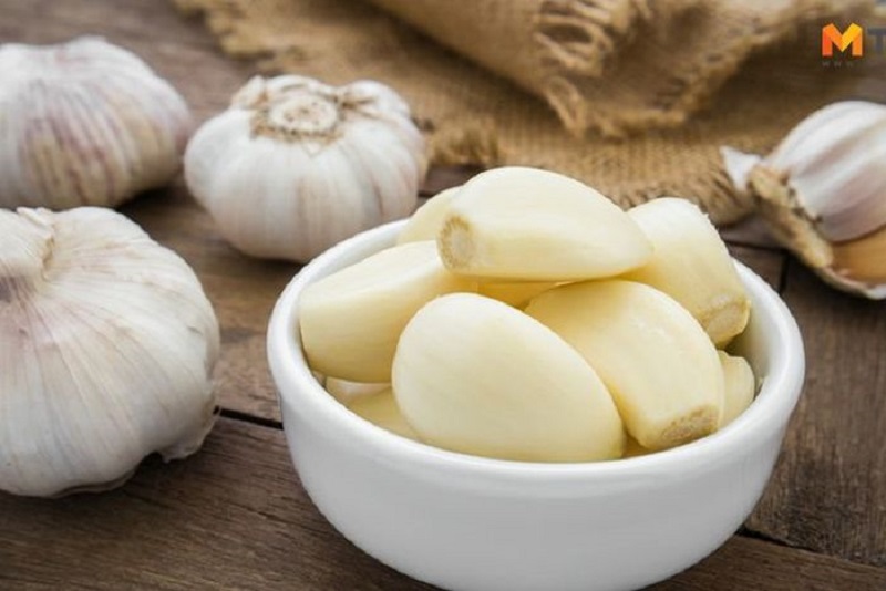 Cara Ampuh Memanfaatkan Bawang Putih untuk Menurunkan Berat Badan