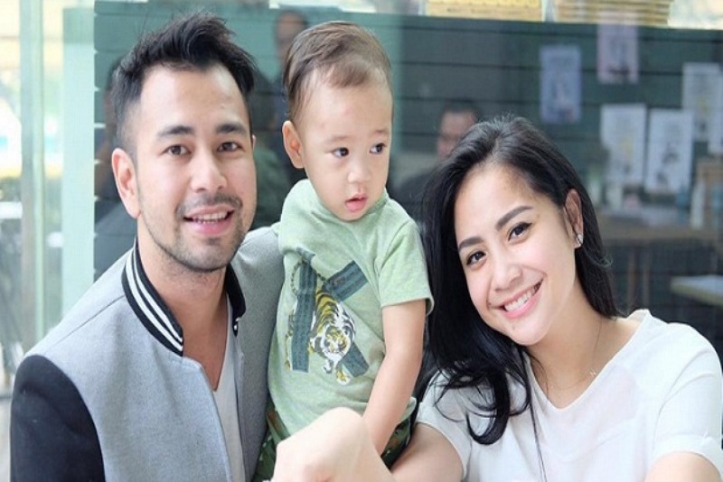 Keren, Channel Youtube Raffi Ahmad dan Nagita Slavina dapet Penghargaan dari Youtube