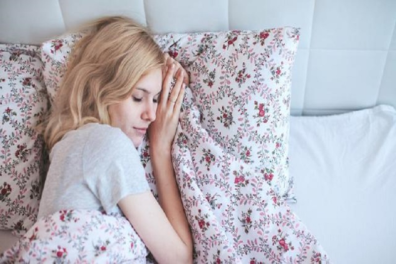 Tips Mengatasi Susah Tidur karana Bayangan Negatif