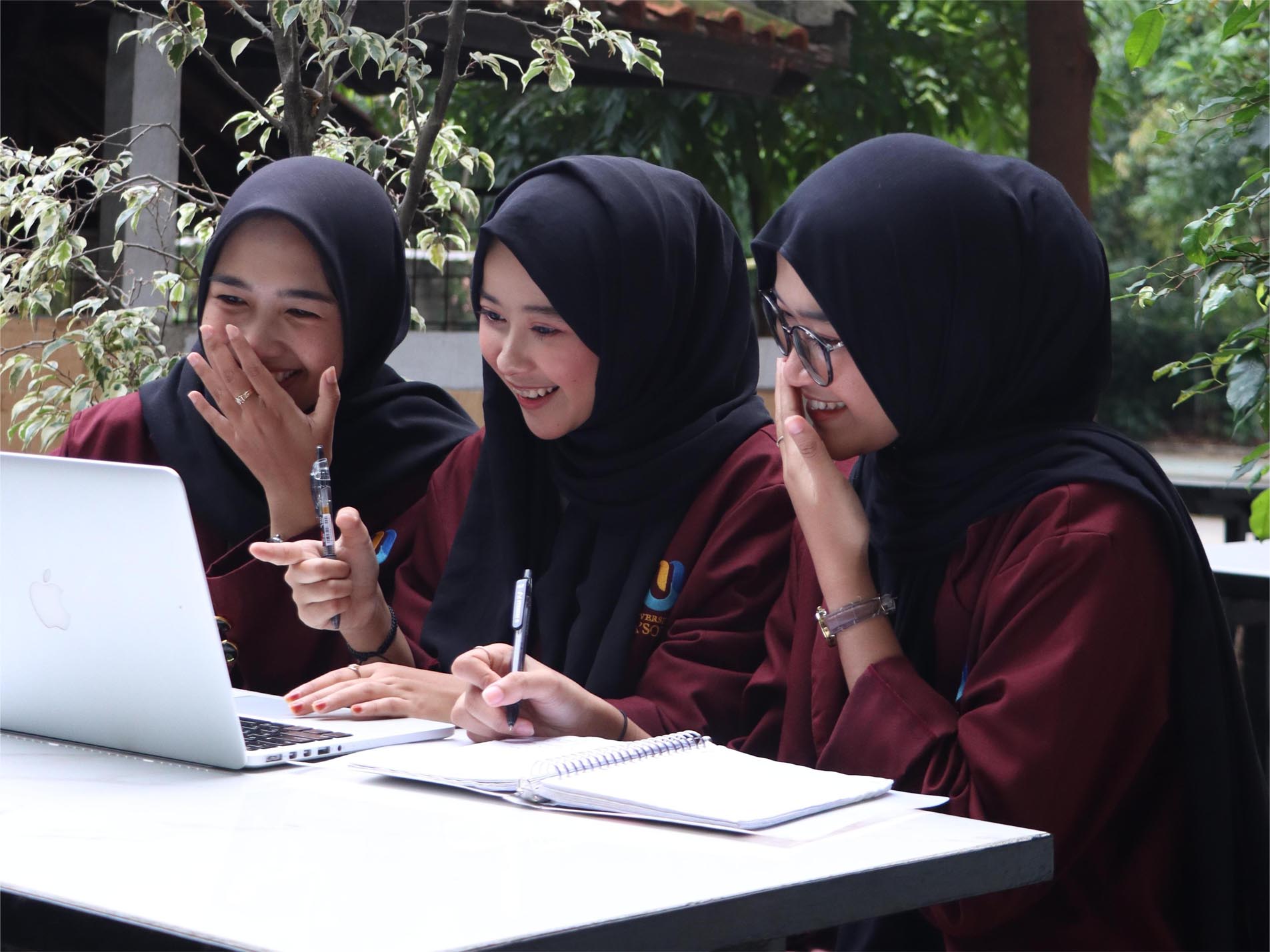 Biaya Kuliah Komputerisasi Akuntansi D3 Hanya 4,5 Juta Per Semester Dan Info Beasiswa Universitas Di Bandung