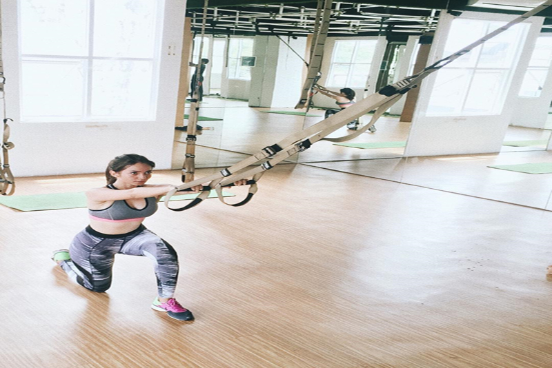 Rutin Nge-Gym dan Renang Bikin Segar dan Bugar Tubuh Enzy Storia