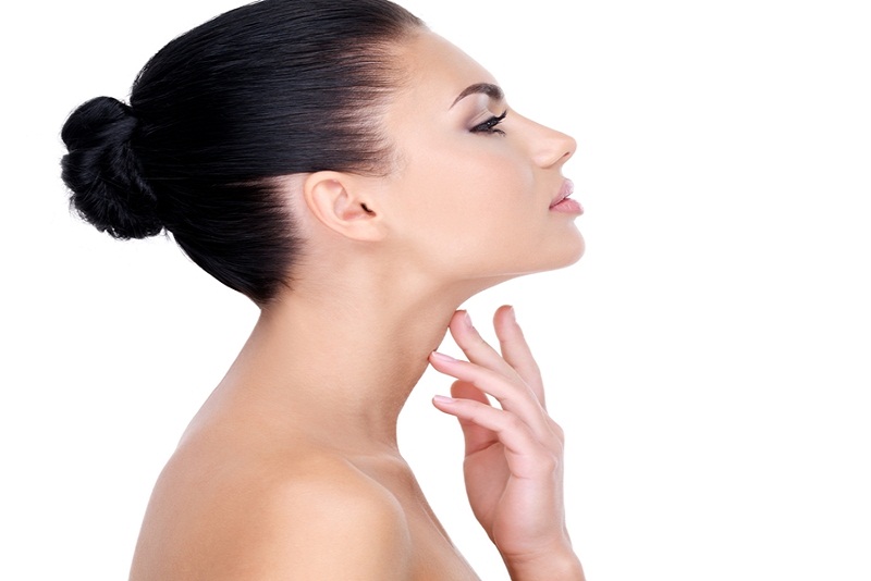 Solusi Hilangkan Kulit Hitam di Sekitar Leher