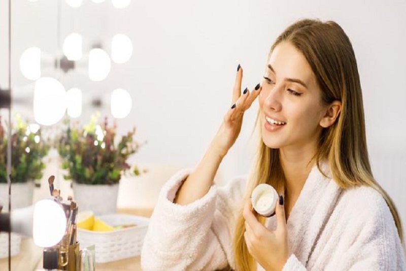 Kebiasaan Buruk yang Bikin Kulit Cepat Keriput dan Tidak Awet Muda