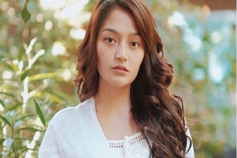 Wah, Boyband Korea Selatan Cover Lagu 'Lagi Syantik' Siti Badriah