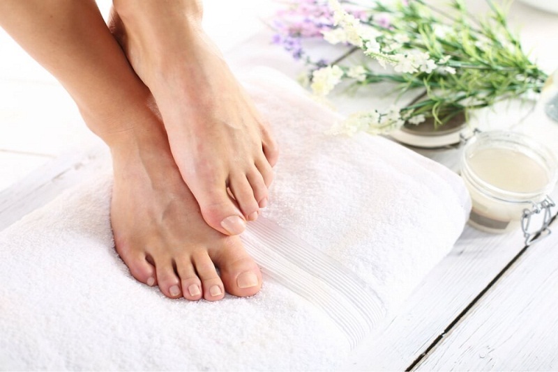 Cegah Bau Kaki dengan 4 Ramuan Alami Ini