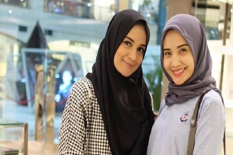 Shireen Sungkar Melahirkan Anak ke-3, Zaskia Sungkar Sangat Bahagia