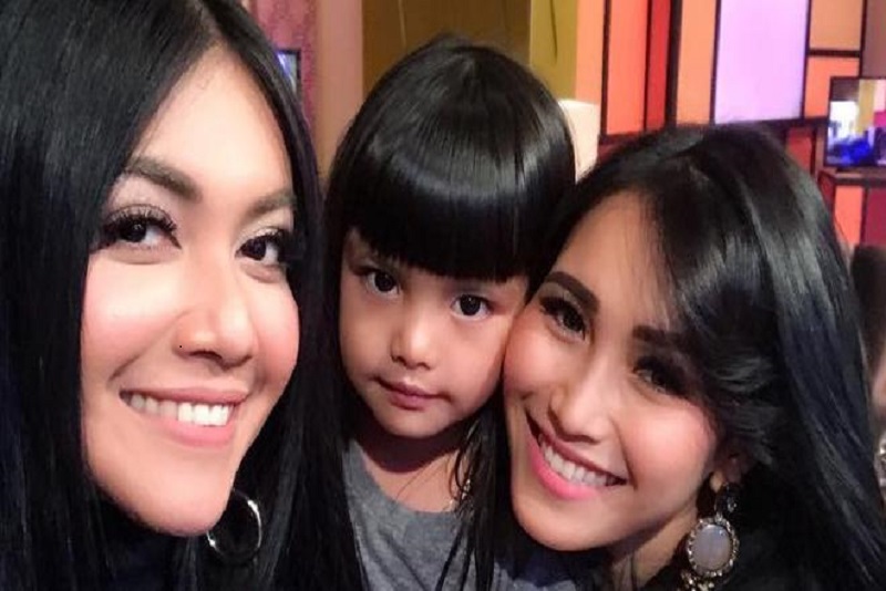 Unggahan Ayu Ting â€“ ting di IG Menuai Pujian Para Netter