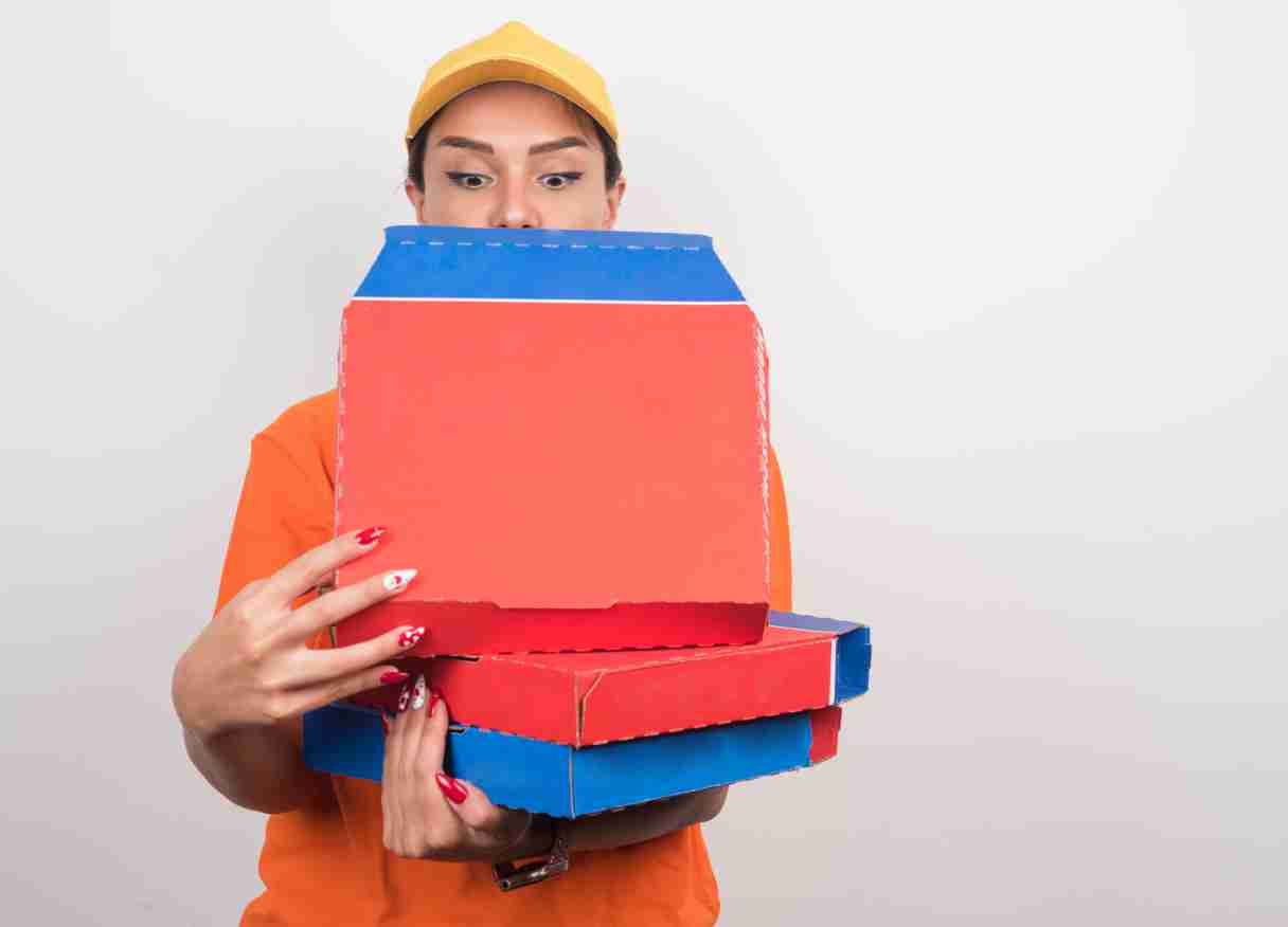 Cetak Dus Makanan Bandung dan Hardbox Bandung, Solusi Kemasan Berkualitas untuk Bisnis yang Lebih Profesional